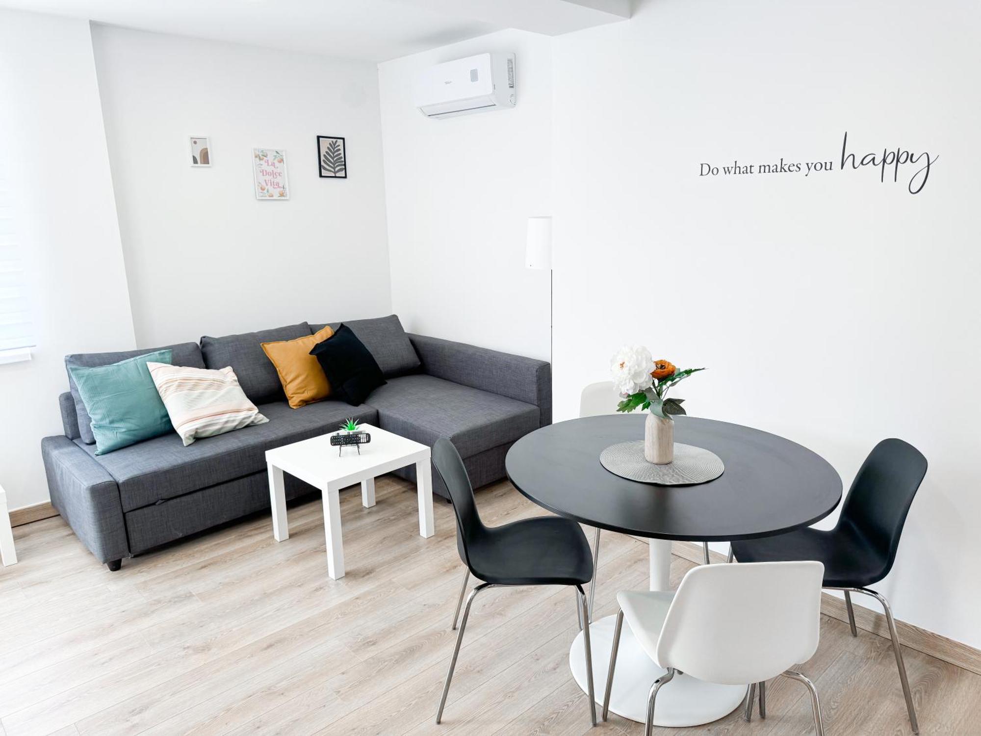 The Pinot'S Apartments Koper Extérieur photo